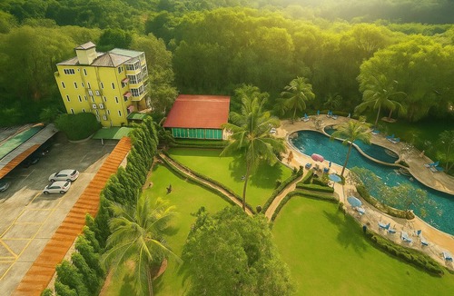Patong Apartment | 65m² PATONG BEACH, SMART TVs, FAST WIFI, POOL, GYM