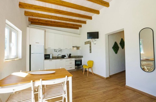 Alfarrobeira Apartment | 70 m² Apartment ∙ 3 bedrooms ∙ 5 guests