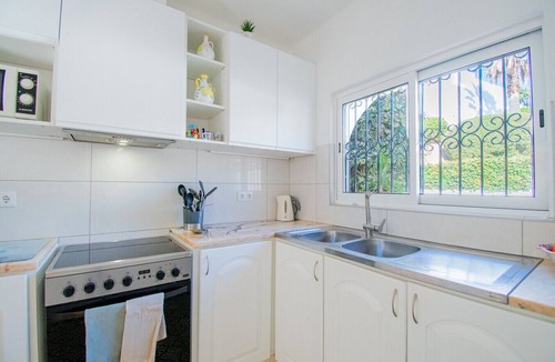 Areias Dos Moinhos Ski Chalet | 99 ADM Casa Mendes Fabulous townhouse with shared pool