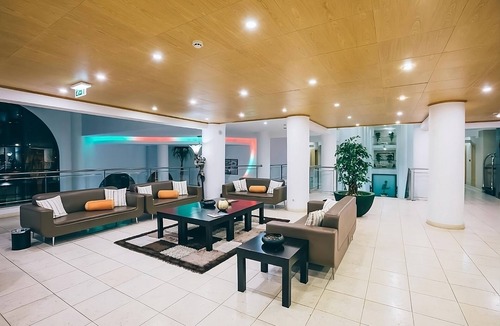 Areias de Sao Joao Hotel | A Place You'll Surely Enjoy! Free Parking, Spa Facility, Indoor and Outdoor Pool
