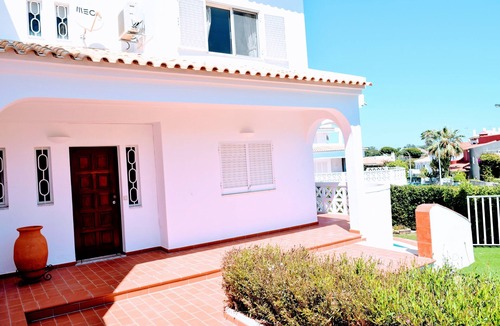 Montechoro Villa | Albufeira Elegance (Algarve)