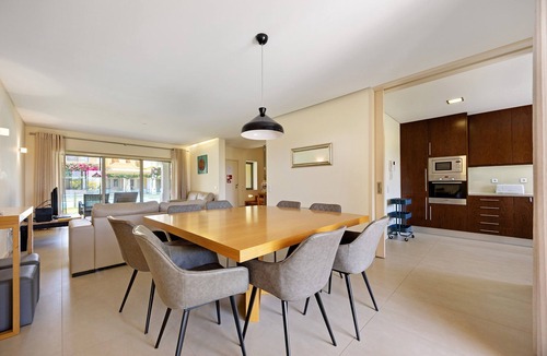 Luz de Tavira House | Alecrim Lux Tavira Residence 4M: Shared Pool, Wi-Fi & Air Conditioning