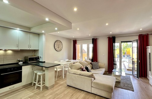 Montechoro Villa | Alice by Check-in Portugal