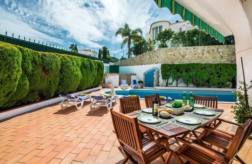 Sesmarias Villa | Amizade - Walking distances to Coelha beach