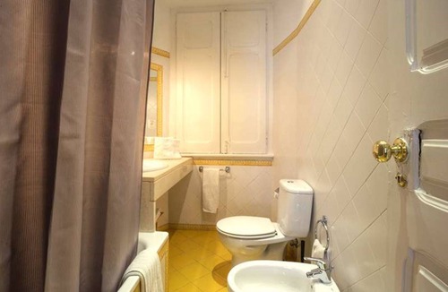 Lisbon Old Town Apartment | Angola 0 apartment