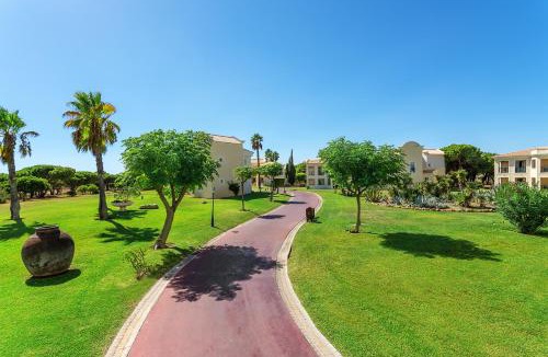Aldeia das Acoteias Hotel | AP Adriana Beach Resort