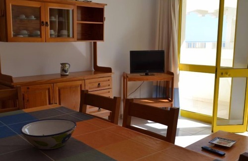 Cavacos Apartment | Apartment Atlántida T2 in Quarteira - 6 persons, 2 bedrooms