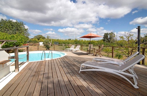 Fonte do Bispo Apartment | Apartment 'Casa Do Livramento Avós' with Shared Pool, Wi-Fi and Air Conditioning