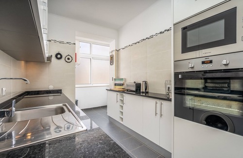 Mato Serrao Apartment | Apartment 'Casa Terrace' with Private Terrace, Wi-Fi and Air Conditioning