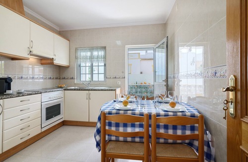 Vale de Carro Apartment | Apartment 'Galego A' with Shared Pool, Shared Garden and Wi-Fi