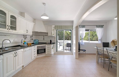 Aldeia das Acoteias Apartment | Apartment 'Kaya' with Balcony, Wi-Fi and Air Conditioning
