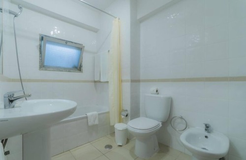 Cavacos Apartment | Apartment Torres Mira Praia T1 in Quarteira - 4 persons, 1 bedrooms