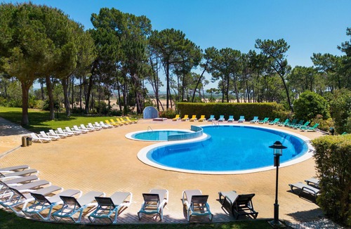 Aldeia das Acoteias Apartment | Apartment with Pool near Falésia Beach