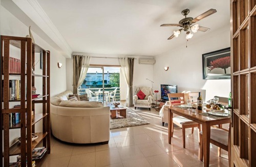 Gale Apartment | Apt Galé Garden AA by Algarve Villa Holidays