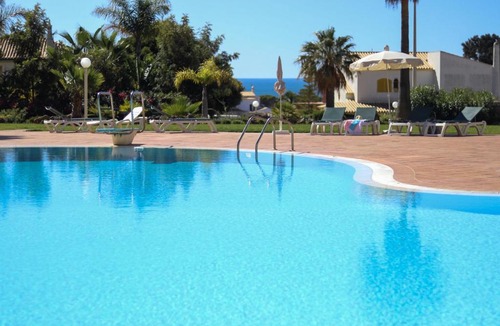 Gale Apartment | Apt Galé Mar 11 by Algarve Villa Holidays