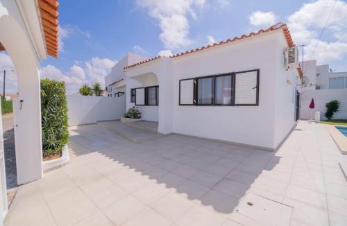 Vale de Parra Villa | Avo Isabel by Innkeeper