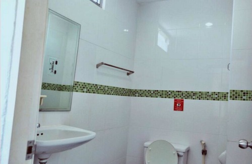 Takua Pa Hotel | Baan Kong Hostel