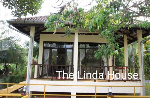 Takua Pa Bed & Breakfast | Baan Rim Tarn B&B