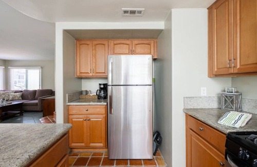 Mission Beach Villa | Beachy Keen Townhome on Jersey Crt! Steps to Sand