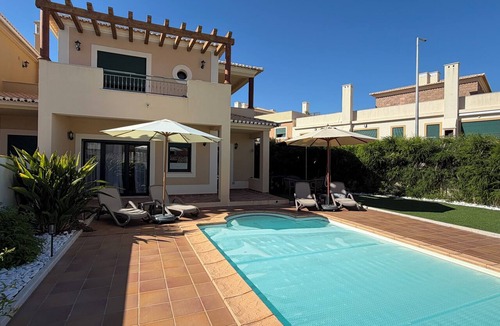 Burgau Villa | Beautiful Burgau Villa with Private Pool, Sea-View Balcony & Walk to Beach