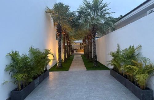 Rawai Villa | Beautiful private 4 bedroom villa with pool and gym