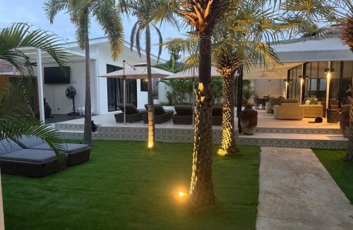 Rawai Villa | Beautiful private 4 bedroom villa with pool and gym