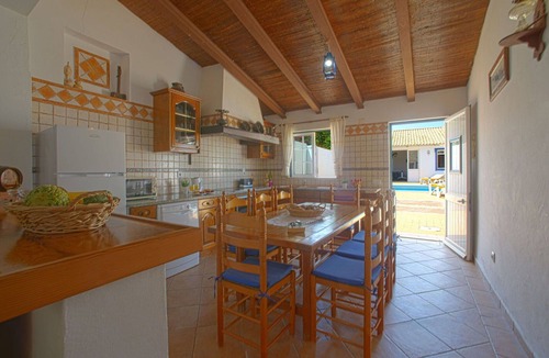 Cerro do Ouro House | Beautiful private villa for 8 people with private pool, WIFI, TV and terrace