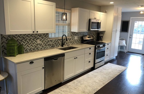 Fredericksburg House | Beautiful Updated/Decorated Quaint Cottage in the Heart of Fredericksburg