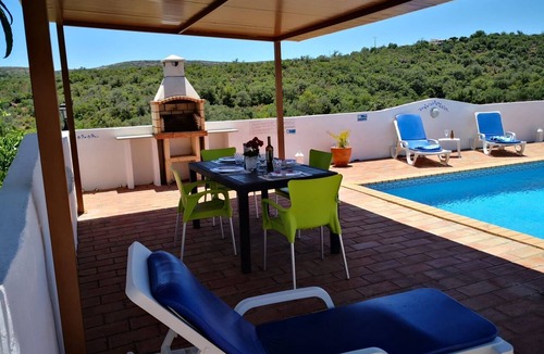 Amendoeira House | Berghütte "Villa Romao" by Interhome