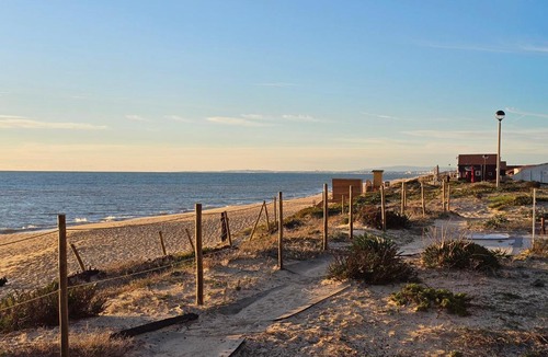 Praia de Faro Apartment | Blife Josya private apartment at Faro beach