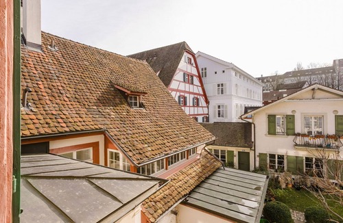 Sankt Alban Apartment | Blueground | Vorstädte, river view & furnished