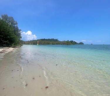 Ranong Hotel | BMB Boun Marvin Bungalows