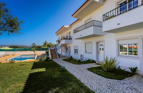 Vale de Carro Apartment | Captivating 1-bed Apartment in Olhos de Agua
