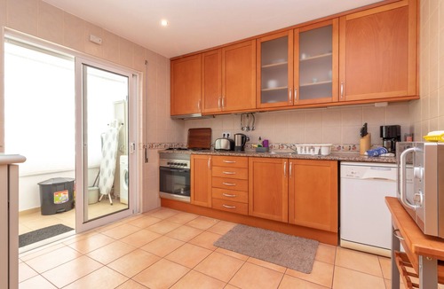 Mato Serrao Apartment | Casa Amiga - Communal pool & garden, just 500m from beach