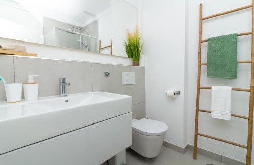 Ferragudo Apartment | Casa DCR - Apartment in Ferragudo 5 mins to Beach