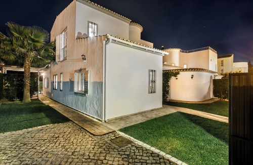 Quarteira Villa | Casa Laranjal