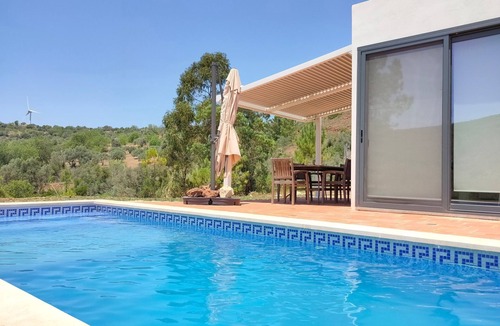 Silves House | Casa do Alfarrobeira für 4 Personen + 1 Kind, mit privatem Pool by Interhome