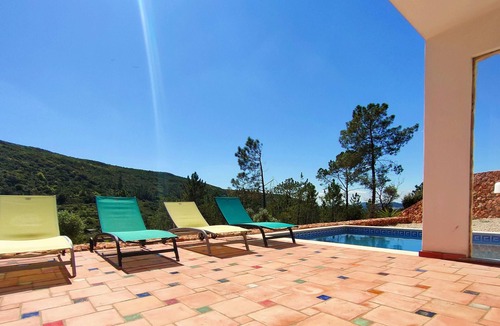 Silves Villa | Casa Bananeira Villa 4P en baby with private pool in a natural setting.
