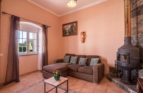 Pata de Baixo Villa | Casa Santa Maria