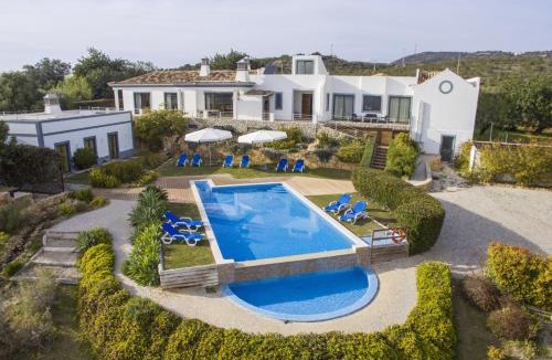 Ariolos House | Casa Serena by Algarve Holidays