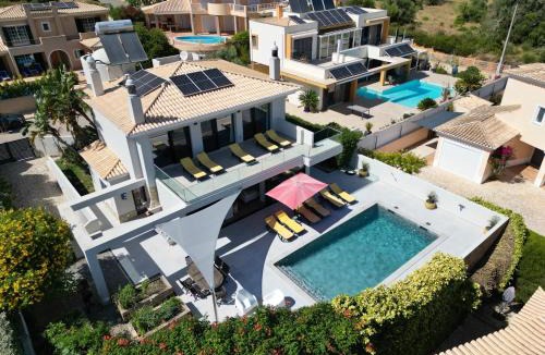 Albardeira Villa | Casa Talay 4 Bedroom Pool Villa - Meia Praia Beach, Lagos