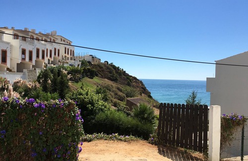 Burgau Apartment | Casa Valeria right by sea, ground floor, 2 bedrooms, roof terrace, beach, view