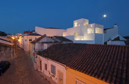Silves Ski Chalet | Casa Xonar - Luxury townhouse in Silves with plunge pool!