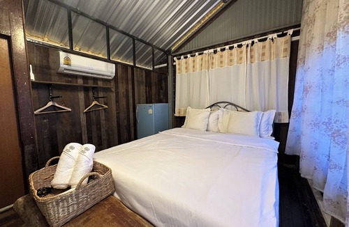 Chalong House | Cashew Garden House