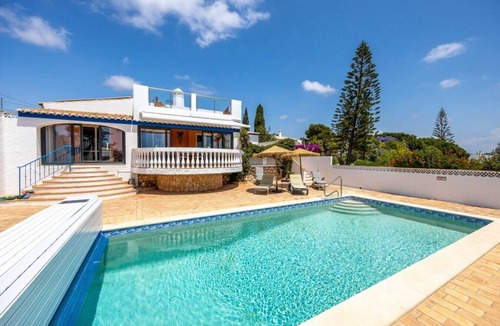 Praia da Luz House | Caza Azul - 3 Bedroom Villa with Private Pool