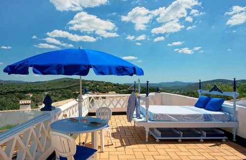 Sao Bras de Alportel Cottage | Charming 2 Bed Cottage with Private Pool and Wonderful Roof Terrace