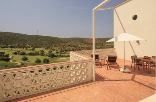 Tor Hotel | Charming Room at Viceroy Ombria Algarve | Perfect for Couples or Solo Travelers