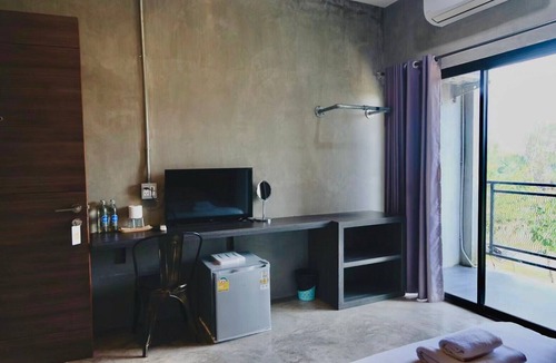 Khlong Hae Hotel | ChatameAmaline