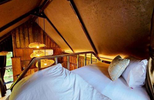 Thep Kasattri House | Cheewatra Farmstay Coconut House