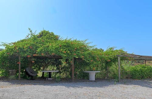 Sao Francisco da Serra Villa | Country House 'Quinta Da Corte' with Private Garden, Balcony and Wi-Fi